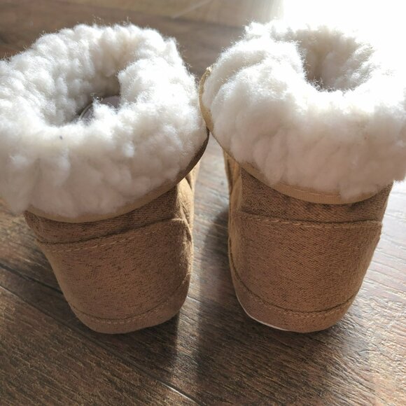 Livebox Infant Baby Girls Prewalker Warm Boots Anti -Slip Sole 6-12 months - Picture 2 of 6